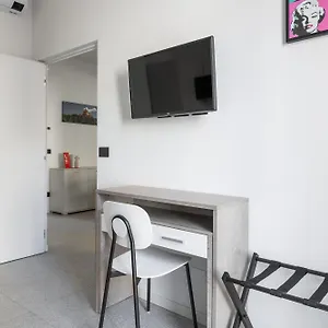  Apartamento Capo Di Lucca White By Wonderful Italy